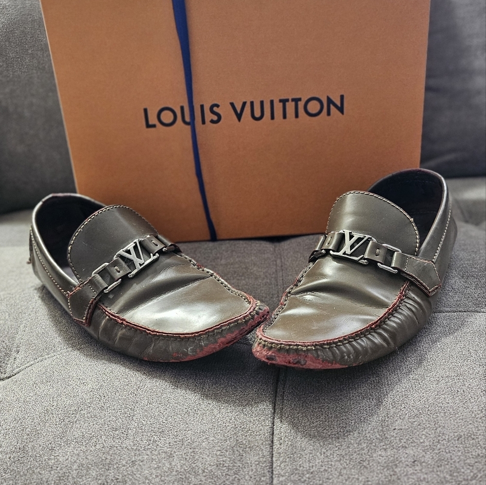 authentic Louis Vuitton shoes - Picture 5 of 12